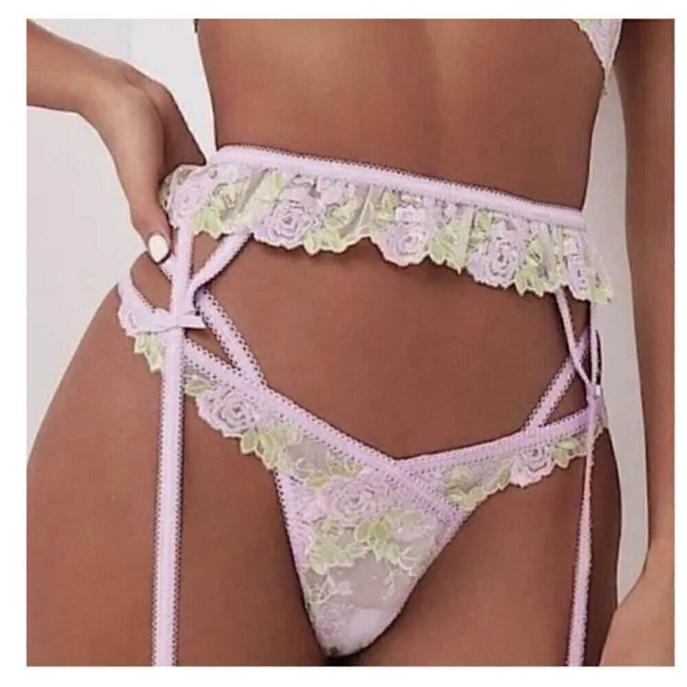 NWT For Love & Lemons Lilac Rose Lace Hook Garter Belt - XXS